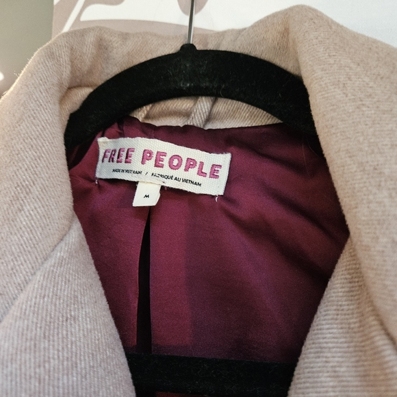 Free People   Tan Oversized Hannah Jacket - Picture 2 of 7